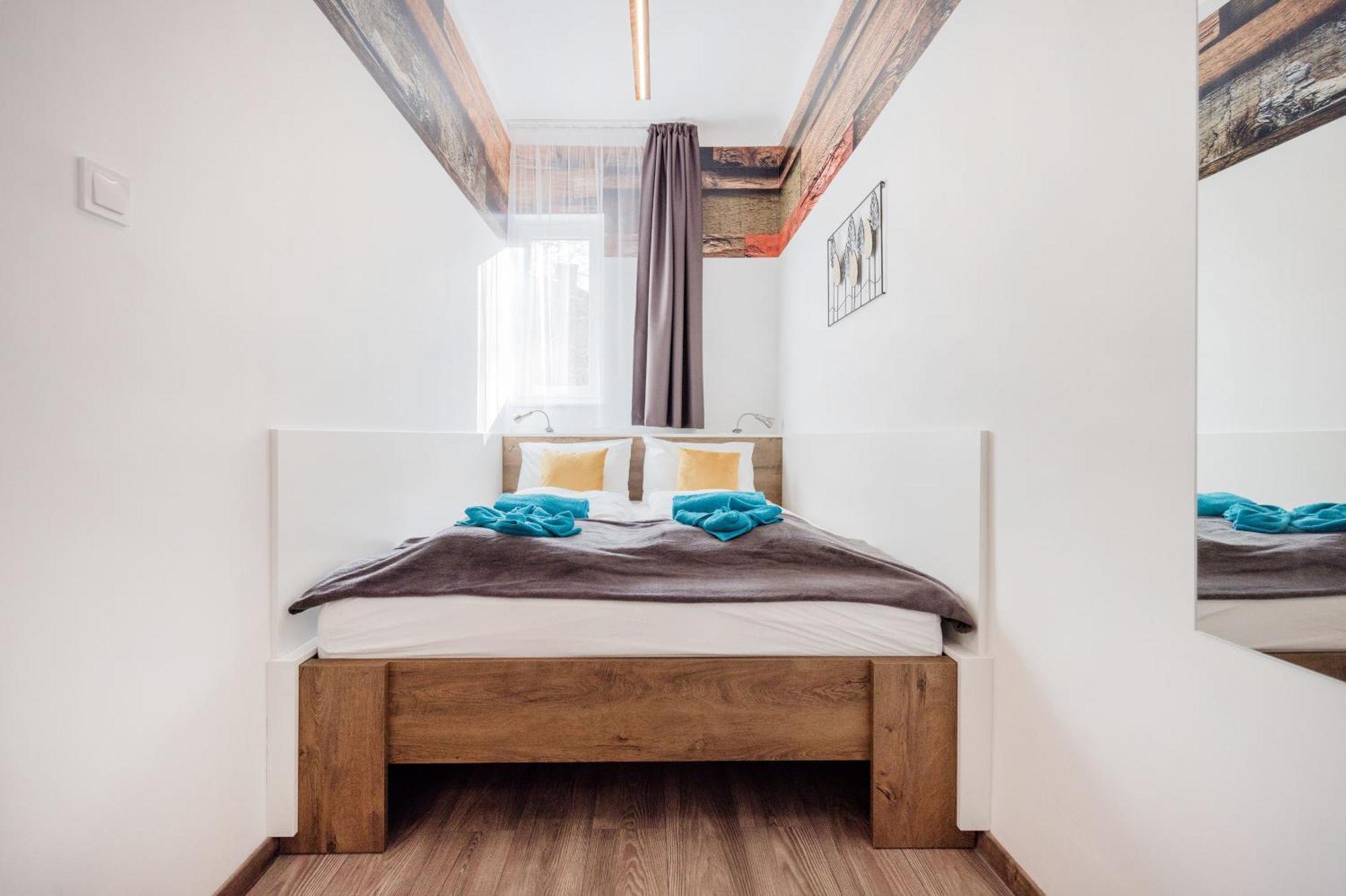 Elemental Retreats - Wood & Water Studios Budapest Bagian luar foto