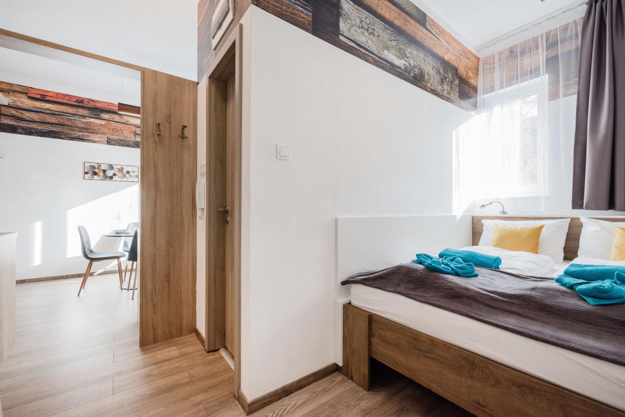 Elemental Retreats - Wood & Water Studios Budapest Bagian luar foto