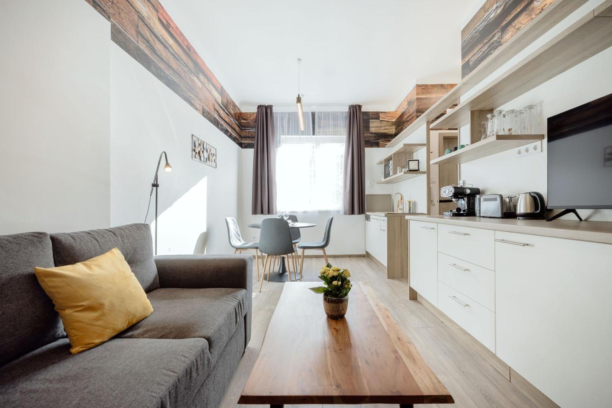 Elemental Retreats - Wood & Water Studios Budapest Bagian luar foto