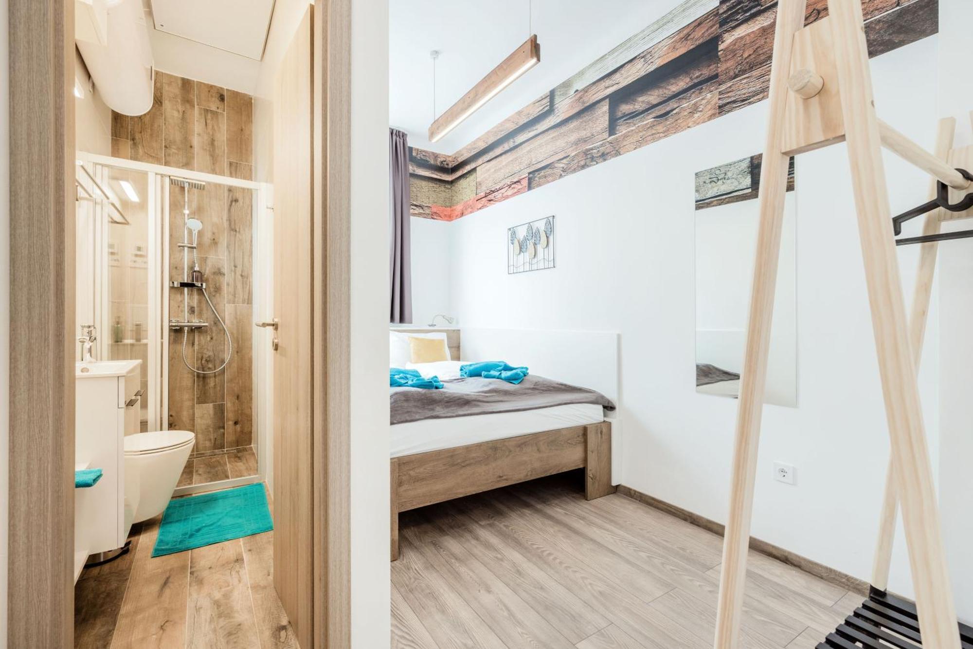 Elemental Retreats - Wood & Water Studios Budapest Bagian luar foto